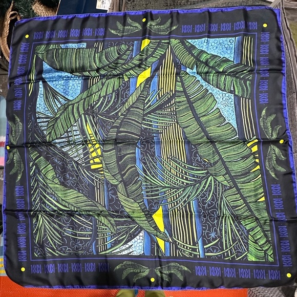 Maison Fétiche Orient 130 Tropical Leaf Print Silk Scarf  Box Rolled Edges Silk - Picture 2 of 16